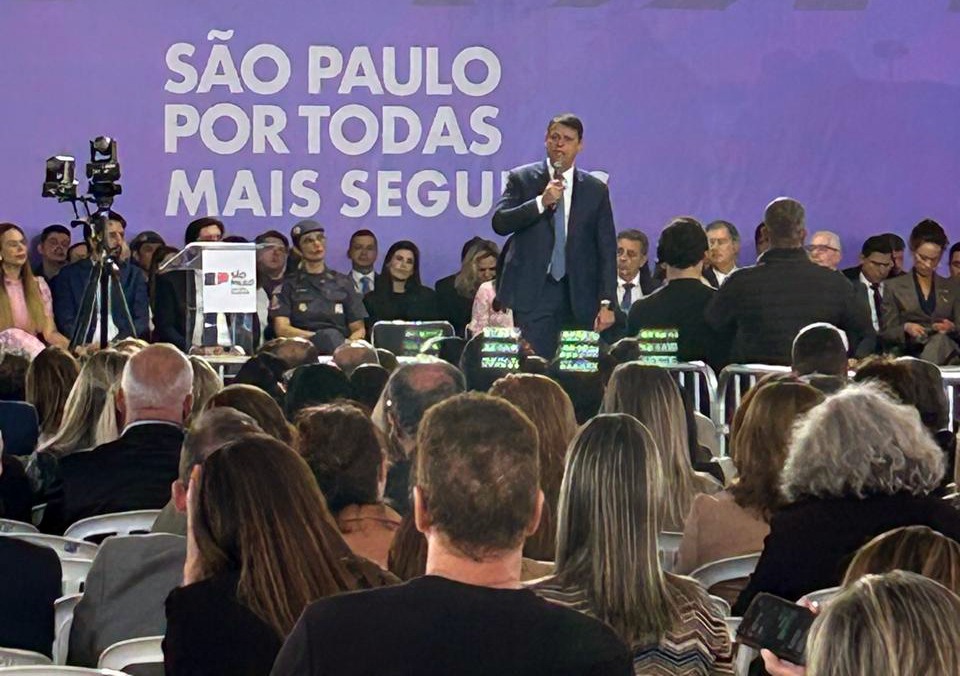 Lorena marca presença no lançamento do programa sp por todas mais seguras 6 Lorena Marca Presença No Lançamento Do Programa Sp Por Todas Mais Seguras