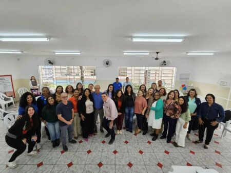 Café Da Manhã Em Celebração Ao Dia Do Assistente Social Em Lorena