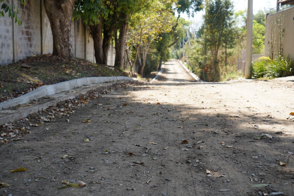 Iniciada pavimentação das ruas a e b da vila portugal Iniciada Pavimentação Das Ruas A E B Da Vila Portugal