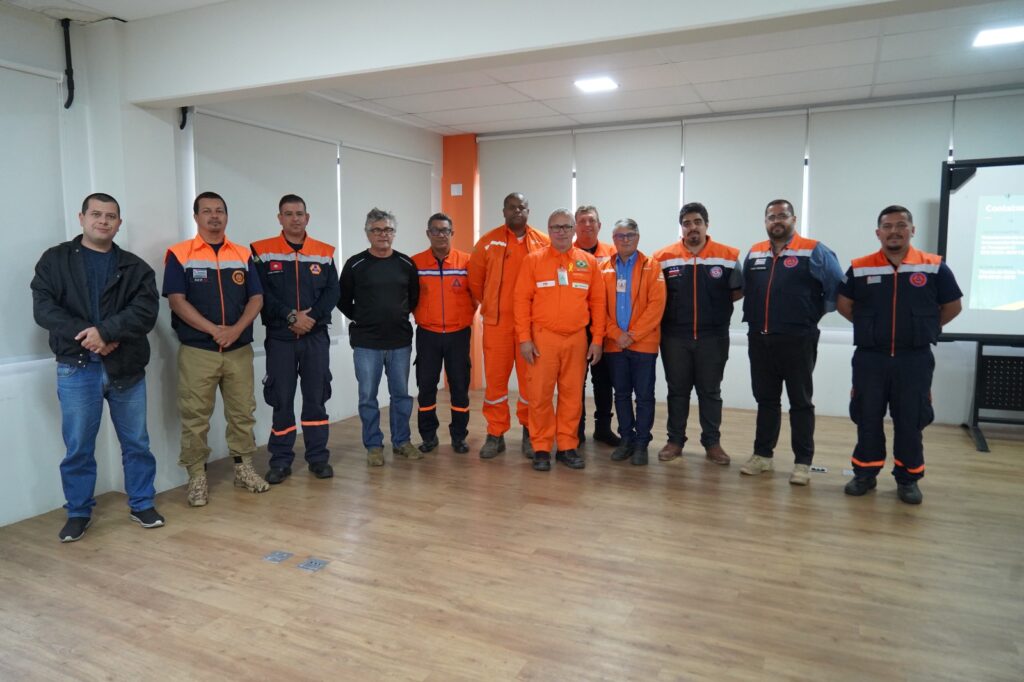 Defesa civil recebe treinamento de segurança com transpetro Defesa Civil Recebe Treinamento De Segurança Com Transpetro