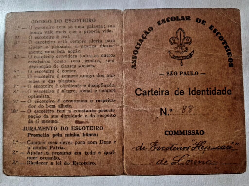 Carteira De Identidade Da &Quot;Associação Escolar De Escoteiros&Quot;