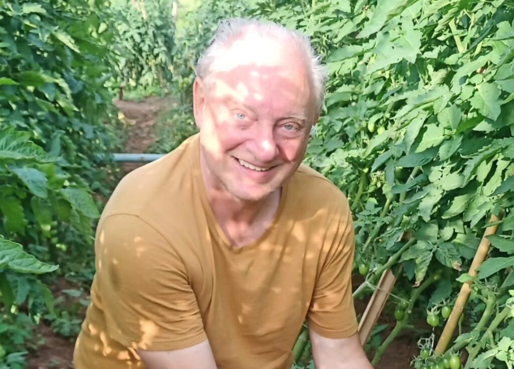 Direto Do @Sitioserradourada, Orgânicos De Verdade, Com Aroma E Sabor Que Fazem Diferença No Prato E Na Saúde.