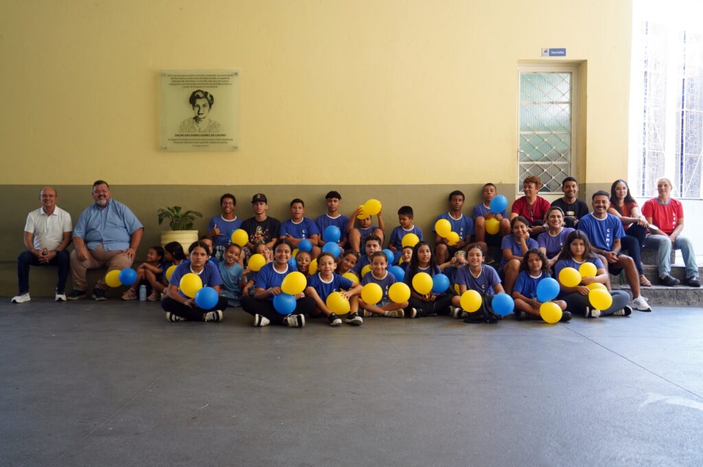 Prefeitura Entrega Dois Veículos Zero Quilômetro Para A Área Social